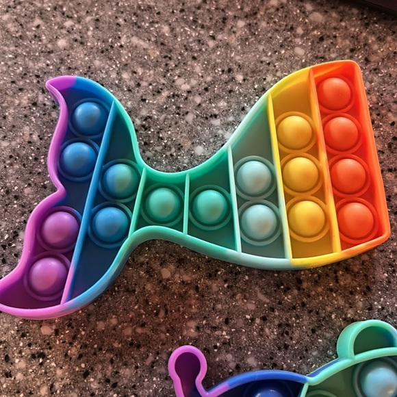 5 Popits Pop-its Assorted Classroom Fidget Toys - Picture 3 of 7